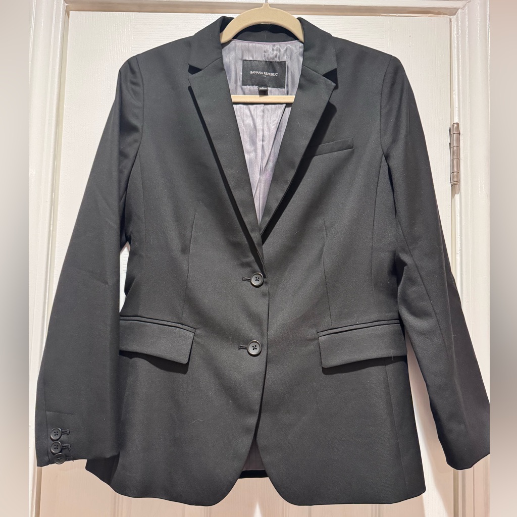 Banana Republic Suit Blazer Double Botton Lined - Black - Size 6